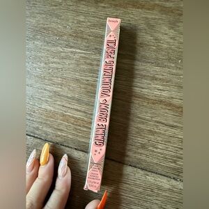 Benefit gimme brow + volumizing pencil